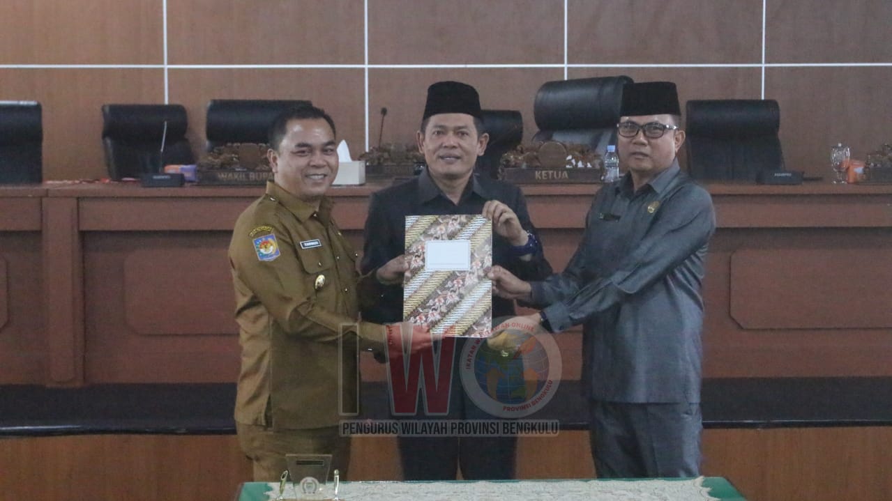 Foto DPRD dan Pemkab Bengkulu Tengah Sepakati RPJMD 2025–2029 dan Laporan Pertanggungjawaban APBD 2024 – DPRD dan Pemkab Bengkulu Tengah Sepakati RPJMD 2025–2029 dan Laporan Pertanggungjawaban APBD 2024 | Bengkulu Tengah | inews.network
