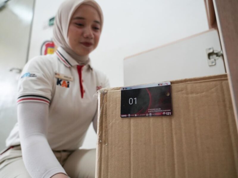 Foto Uji Layanan Penitipan Barang di Stasiun Halim Mulai Diminati Pengguna – Uji Layanan Penitipan Barang di Stasiun Halim Mulai Diminati Pengguna | Bisnis | inews.network