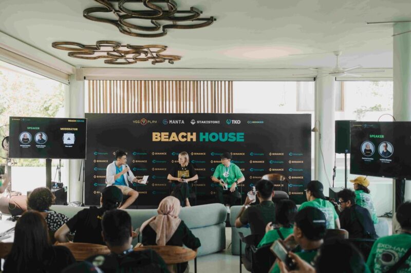 Foto Coinfest Asia 2025 – Tokocrypto x Binance Beach House Gaet Lebih dari 2.500 Peserta di Coinfest Asia 2025 | Bisnis | inews.network