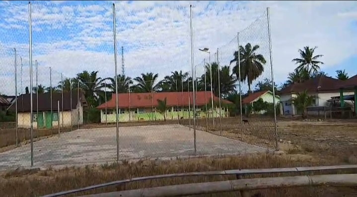 Foto Diduga Ada Penyimpangan Dana Desa Kayu Elang Seluma Mark Up dan Korupsi Jadi Sorotan – Diduga Ada Penyimpangan Dana Desa Kayu Elang, Seluma: Mark Up dan Korupsi Jadi Sorotan | Hukum & Kriminal | inews.network