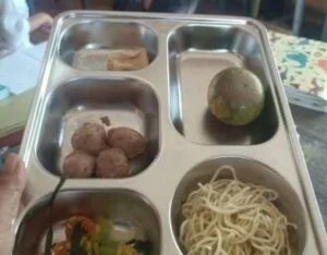 Foto Keracunan Massal Pelajar Lebong 1 – Ratusan Pelajar di Lebong Keracunan Massal, Ormas Maju Bersama Desak Pemerintah dan APH Bertindak  | Uncategorized | inews.network