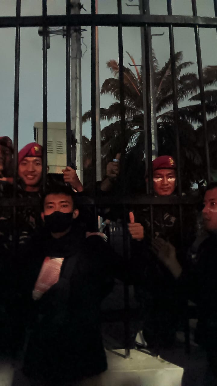 Foto Tidar Kabupaten Bekasi Ajak Masyarakat Tetap Tenang dan Waspada Terhadap Isu Provokatif – Tidar Kabupaten Bekasi Ajak Masyarakat Tetap Tenang dan Waspada Terhadap Isu Provokatif | Bisnis | inews.network