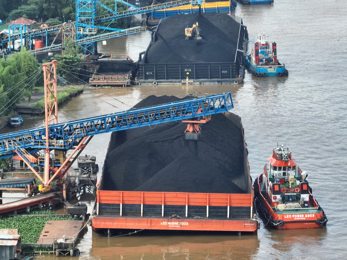 Foto KAI Logistik Tembus 134 Juta Ton Hingga Juli 2025 – Kinerja Angkutan KAI Logistik Tembus 13,4 Juta Ton Hingga Juli 2025 | Bisnis | inews.network