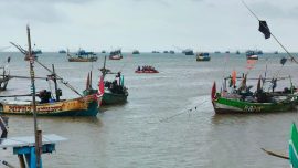 Foto IMG 20260123 WA0012 – Dua Nelayan Hilang Usai Perahu Terbalik, Tim SAR Sisir Perairan Banyutowo Pati | Headline | inews.network