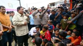 Foto Prabowo Tinggalkan Istiqlal Pilih Salat Id di Aceh Bersama Korban Bencana – Prabowo Tinggalkan Istiqlal, Pilih Salat Id di Aceh Bersama Korban Bencana | Headline | inews.network