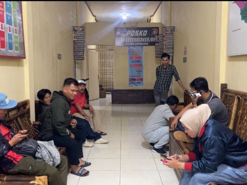 Sejumlah wartawan saat melaporkan dugaan intimidasi di Kantor PMD Kepahiang ke pihak kepolisian.