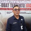 Kepala BPOM Bengkulu menjelaskan status ilegal minyak goreng BMP kepada awak media.