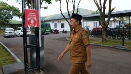 Plt Kadiskop UKM Bengkulu Utara memenuhi panggilan Kejari Arga Makmur terkait permintaan dokumen dana bergulir UKM dan LKM.