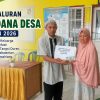 Pemdes Tangsi Duren Salurkan BLT Dana Desa 2026 kepada Enam KPM, Komitmen Bantu Warga Rentan Ekonomi 8 Penyaluran BLT Dana Desa Tahun 2026 kepada enam Keluarga Penerima Manfaat di Balai Desa Tangsi Duren, Kecamatan Kabawetan, Kabupaten Kepahiang.