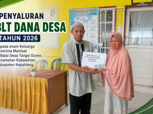 Pemdes Tangsi Duren Salurkan BLT Dana Desa 2026 kepada Enam KPM, Komitmen Bantu Warga Rentan Ekonomi 1 Penyaluran BLT Dana Desa Tahun 2026 kepada enam Keluarga Penerima Manfaat di Balai Desa Tangsi Duren, Kecamatan Kabawetan, Kabupaten Kepahiang.