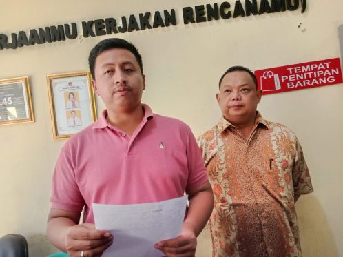 Petugas Satreskrim Polres Kepahiang mengamankan seorang pria yang diduga terlibat dalam kasus kekerasan seksual terhadap anak di bawah umur untuk menjalani proses penyidikan.