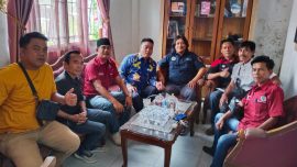 Ketua Pengurus Daerah Ikatan Wartawan Online (IWO) Kabupaten Kepahiang bersama jajaran pengurus, didampingi Ketua IWO Provinsi Bengkulu, menyerahkan susunan kepengurusan kepada Kepala Dinas Komunikasi dan Informatika Kabupaten Kepahiang usai audiensi, Kamis (2/7/2026).