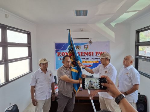 Rony Yuwono Resmi Nahkodai PWI Kabupaten Semarang, Persatuan Jadi Prioritas 1 Foto IMG 20260831 WA0097 – Rony Yuwono Resmi Nahkodai PWI Kabupaten Semarang, Persatuan Jadi Prioritas | Headline | inews.network