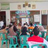 Kepala Desa Bayung memimpin Musyawarah Desa dan Rembuk Stunting Tahun Anggaran 2026 bersama BPD, PMD, Babinsa, Bhabinkamtibmas, pendamping desa, kader kesehatan, dan masyarakat di Balai Desa Bayung.